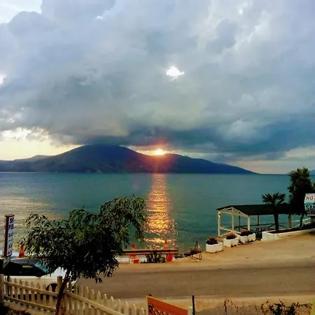 Hébergement de vacances Ramo's Cozy Beachside Haven With Panoramic Views - 2nd *