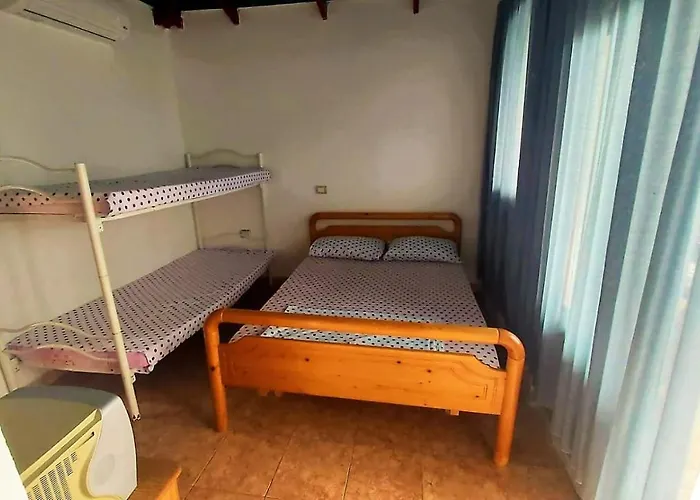 Ramo's Cozy Beachside Haven With Panoramic Views - 2nd Hébergement de vacances Vlorë