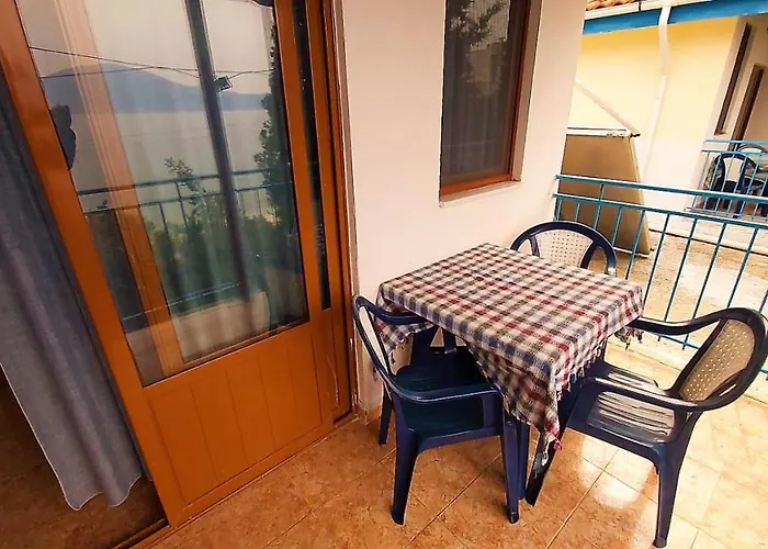 Ramo's Cozy Beachside Haven With Panoramic Views - 2nd